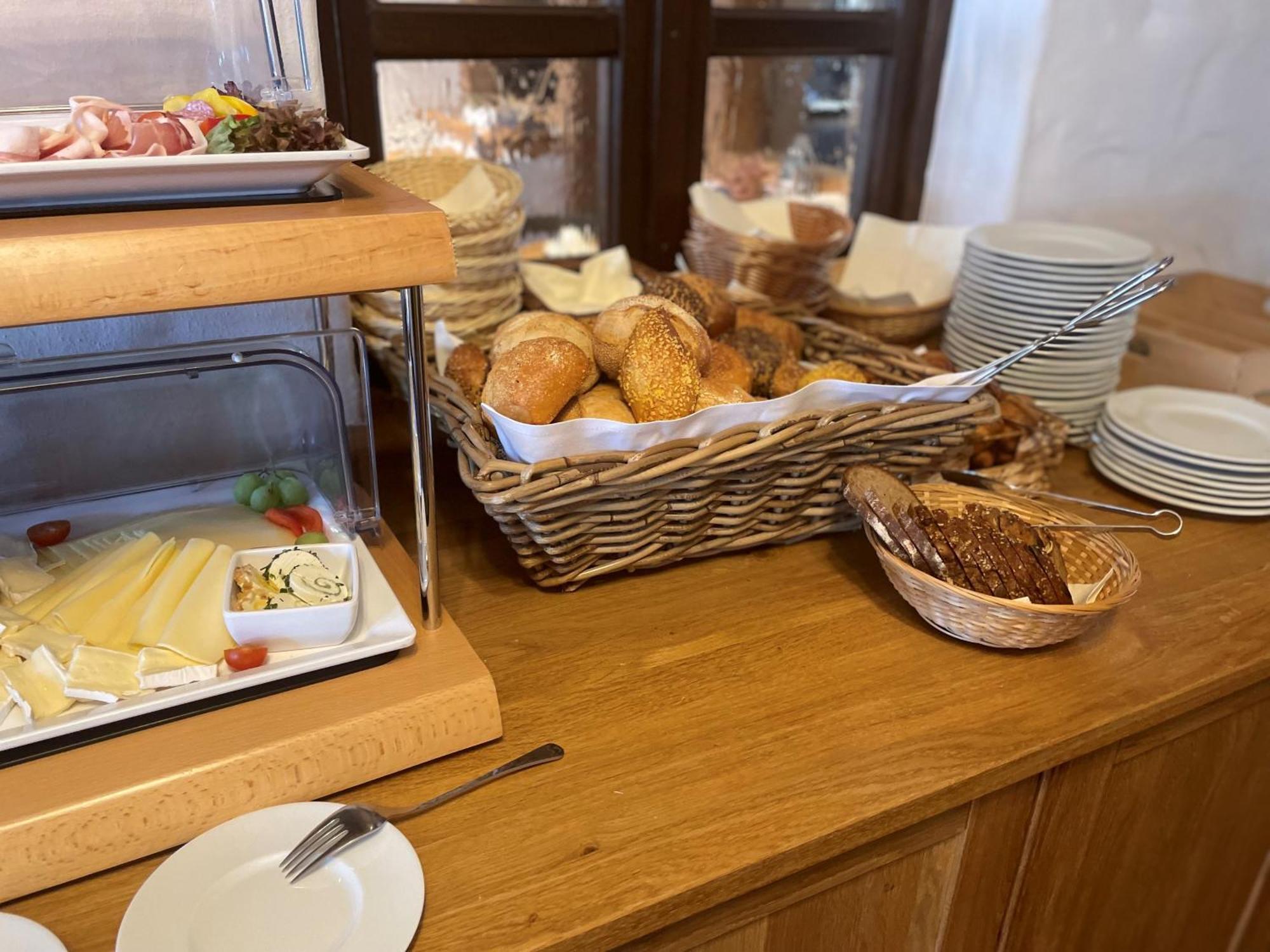 Landhotel Battenheimer Hof 博登海姆 外观 照片